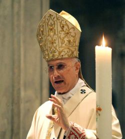 Il cardinale Tarcisio Bertone