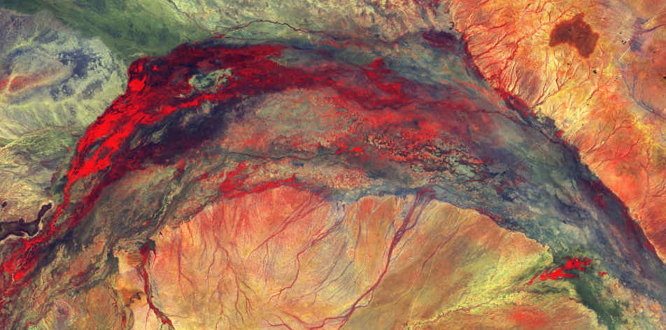 immagine satellitare - Foto di USGS su Unsplash 