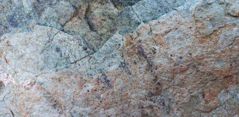 Foto pietra di chiesa San Secondo